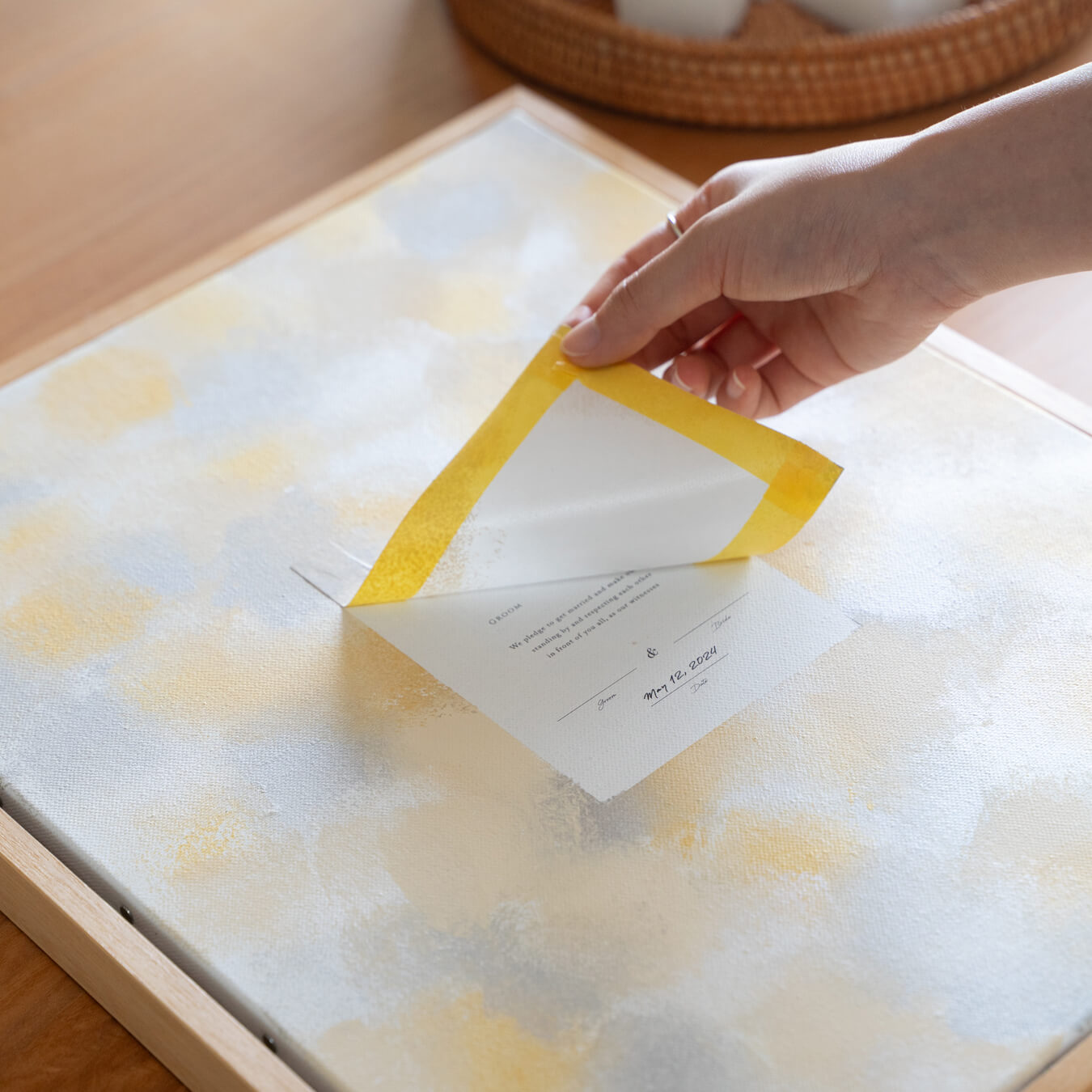 【ゲスト参加型 結婚証明書】木製フレーム付き ポンポンウエディングキャンバス